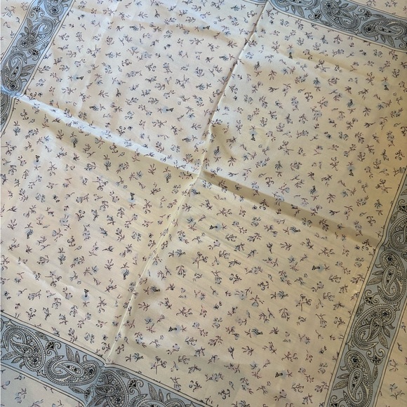 Sarah Coventry Cream and Pink Floral Scarf - Picture 5 of 9